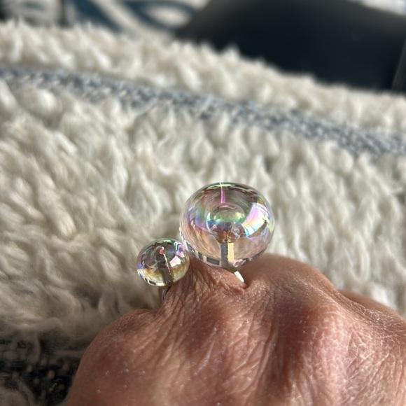 Elegant Glass Bubble Ring - Picture 2 of 6